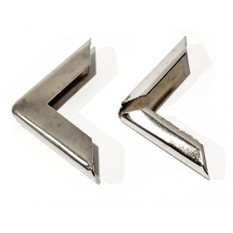 Cantonera metálica 23x23x6mm - 50 uds